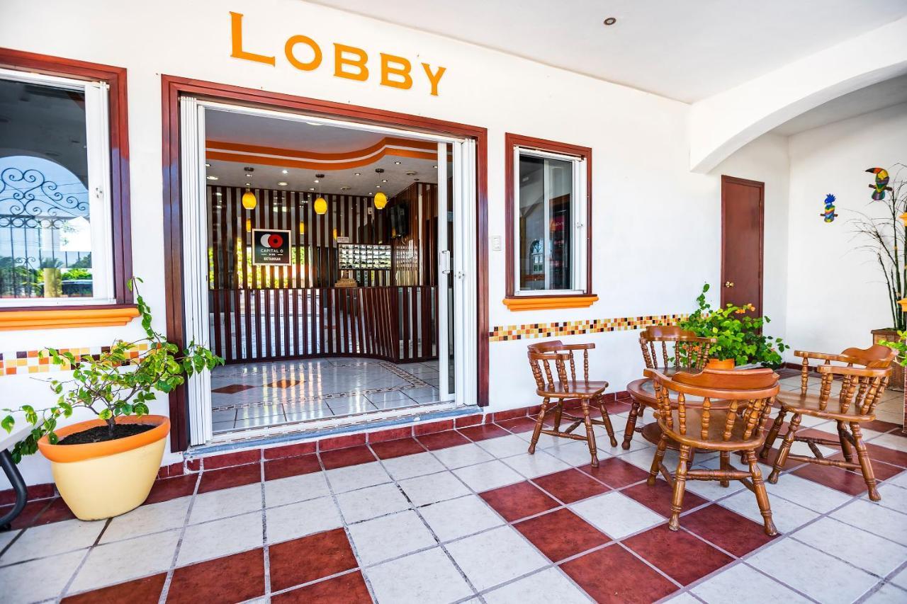 Готель Capital O Oxtankah,Chetumal Bay Calderitas Екстер'єр фото