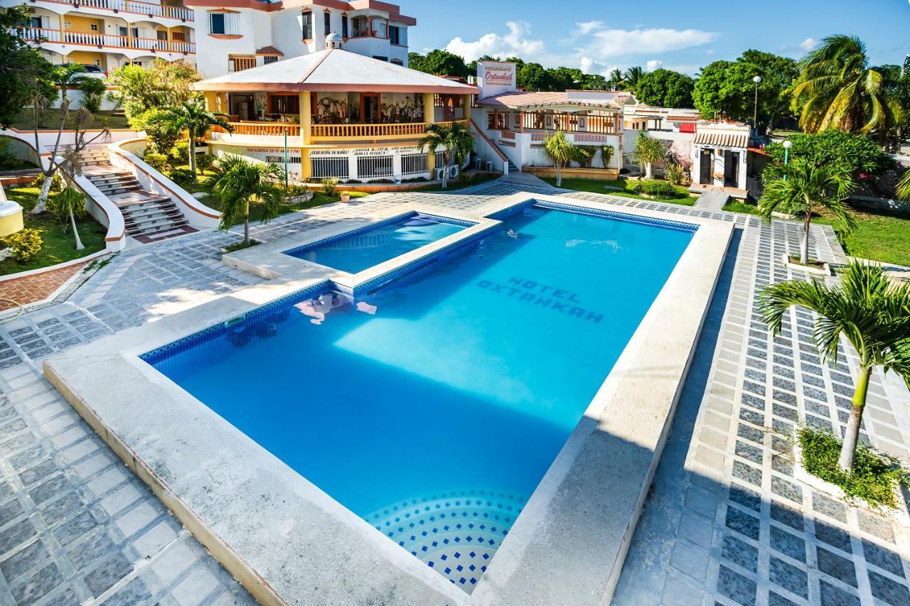 Готель Capital O Oxtankah,Chetumal Bay Calderitas Екстер'єр фото