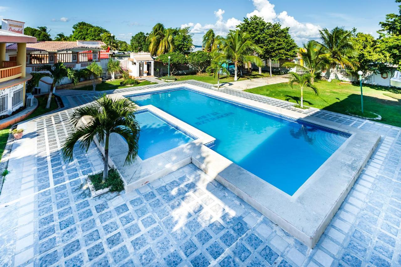 Готель Capital O Oxtankah,Chetumal Bay Calderitas Екстер'єр фото