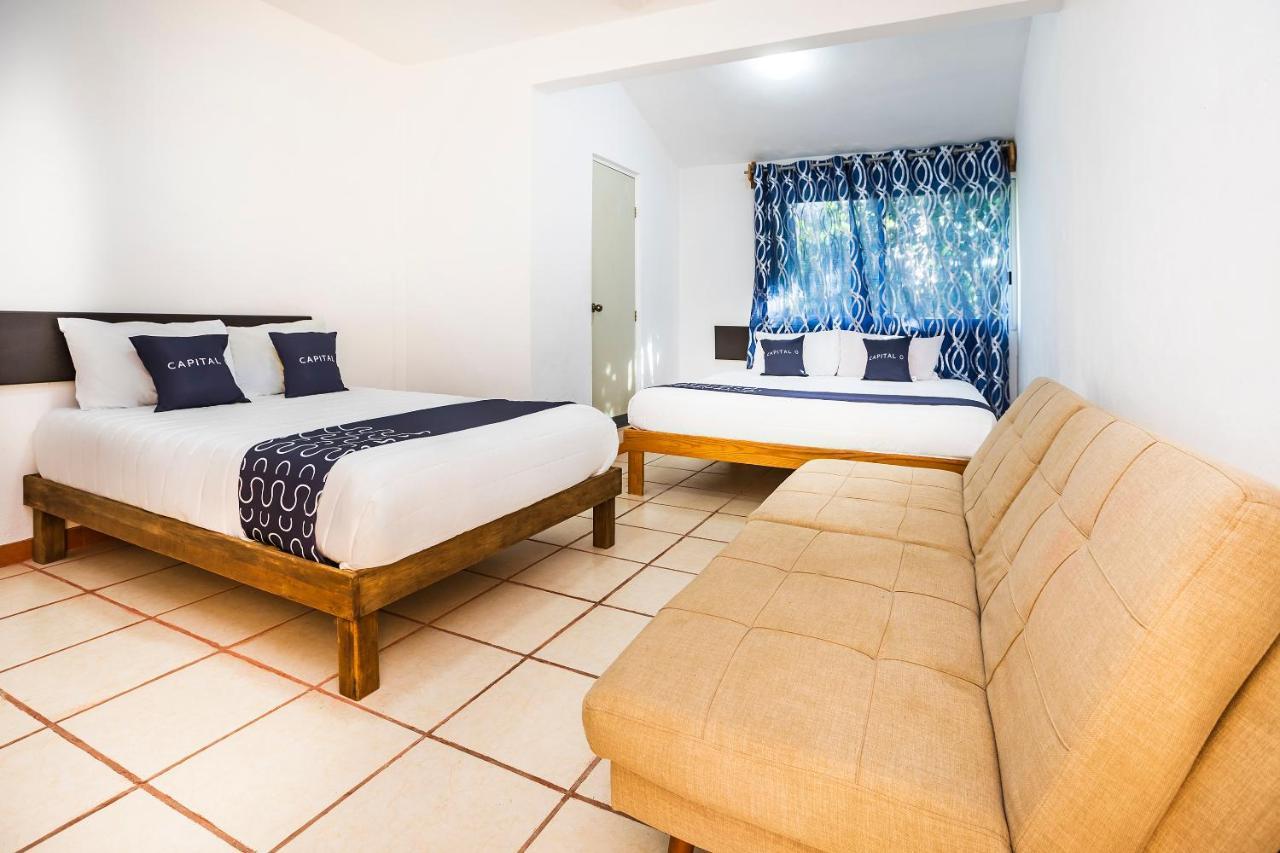Готель Capital O Oxtankah,Chetumal Bay Calderitas Екстер'єр фото